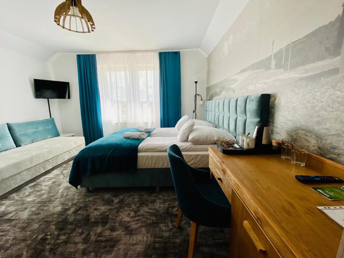 Mikolajek Hotel Jarosławiec Kültér fotó