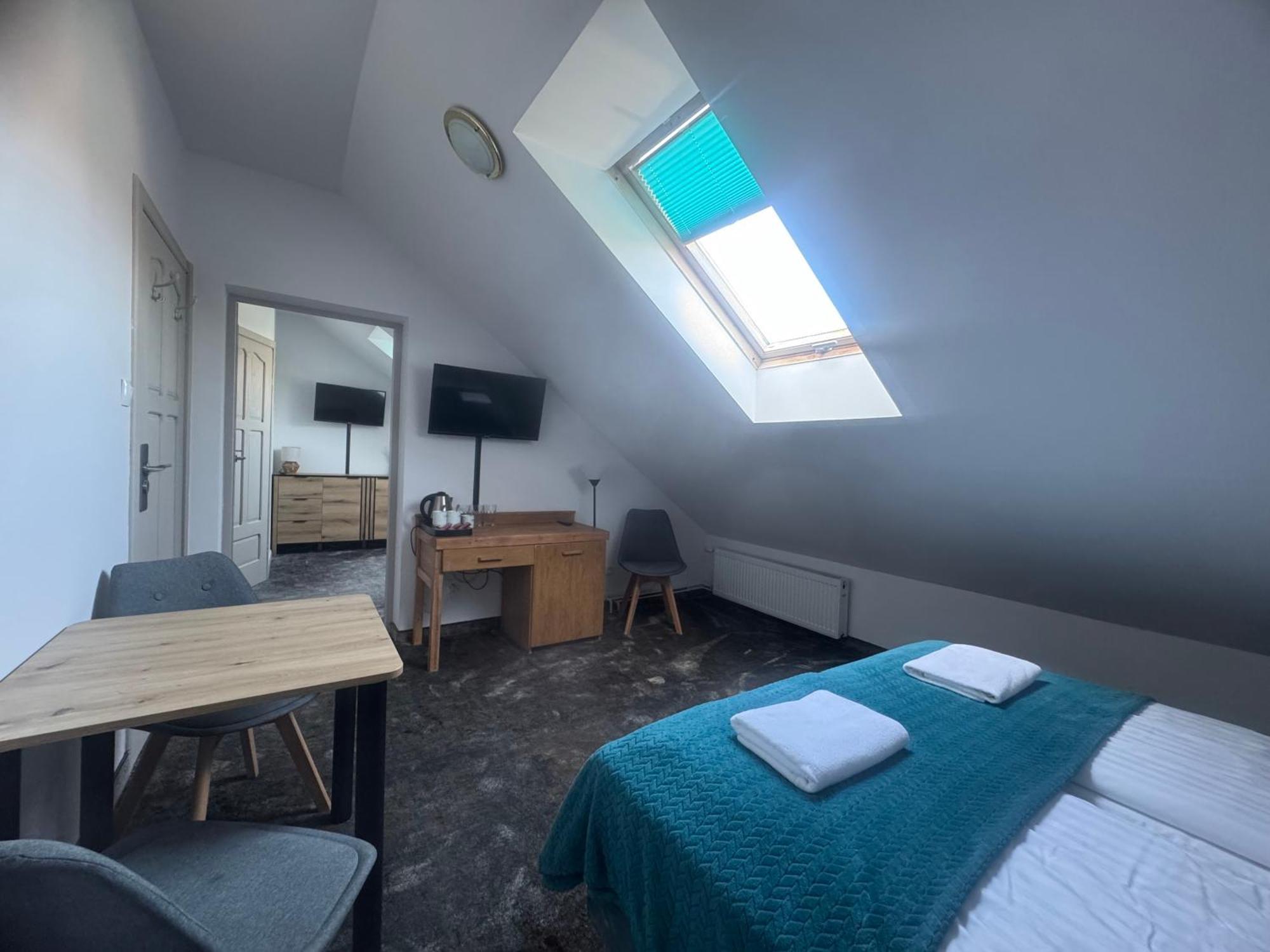 Mikolajek Hotel Jarosławiec Kültér fotó